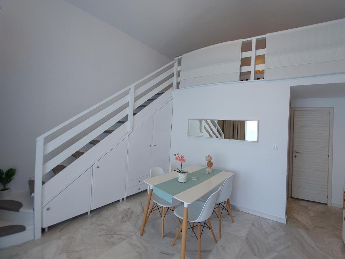 Nefeli Seaside Apartments Polychrono Exterior foto